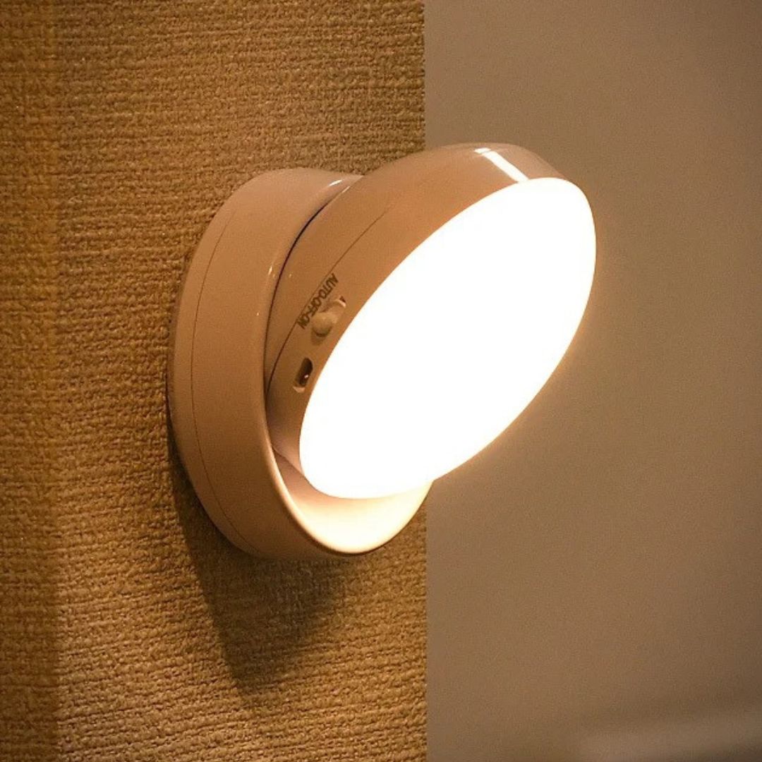 Luz LED 360º com sensor de movimento