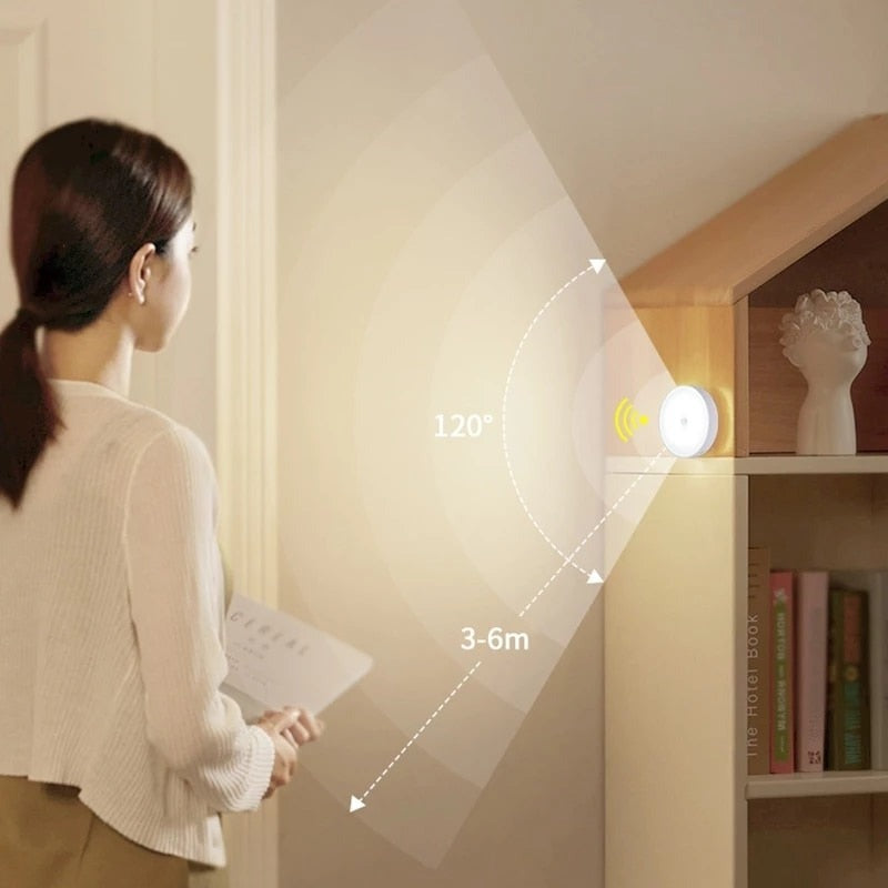 Luz noturna LED com sensor de movimento